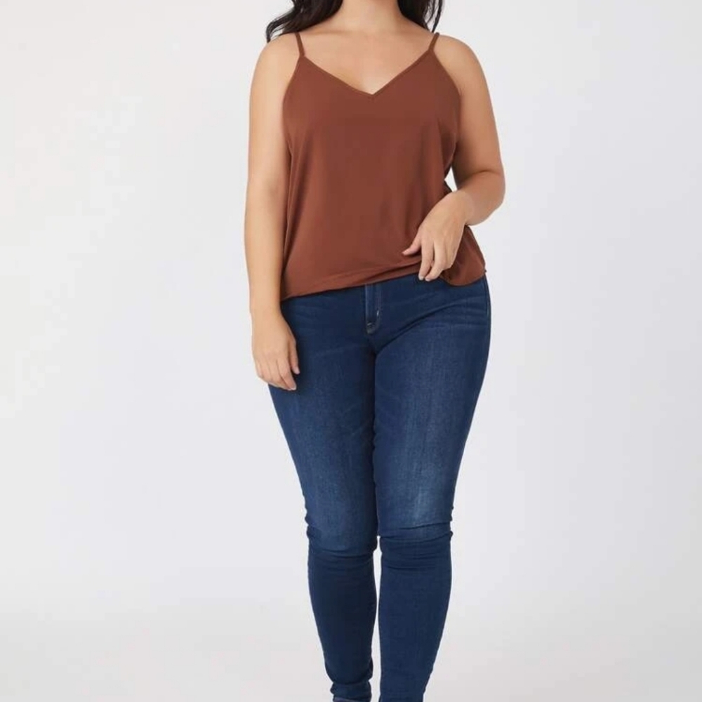 Light Weight Solid Cami Top - image 2